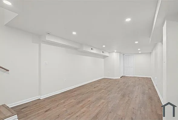 1723 E Lombard St — Photo 33