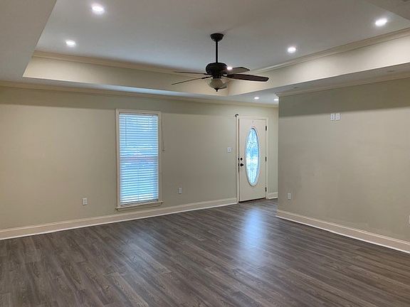 3rd image of 469 Bryson Cir