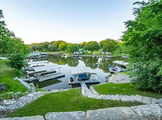 1832 Lake Viking Ter, Gallatin, MO 64640