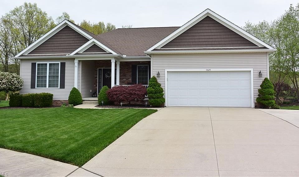 1st image of 5029 Pebblehurst Dr