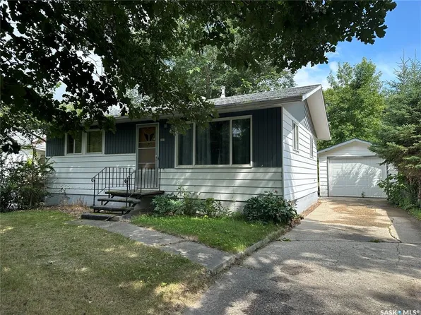 242 Third AVENUE N, Kamsack, SK S0A 1S0