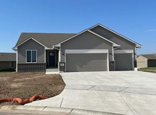 1618 N Kentucky Ct, Wichita, KS 67235