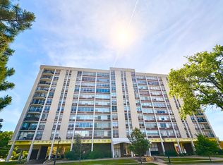 33 N Main St APT 6G, Lombard, IL 60148