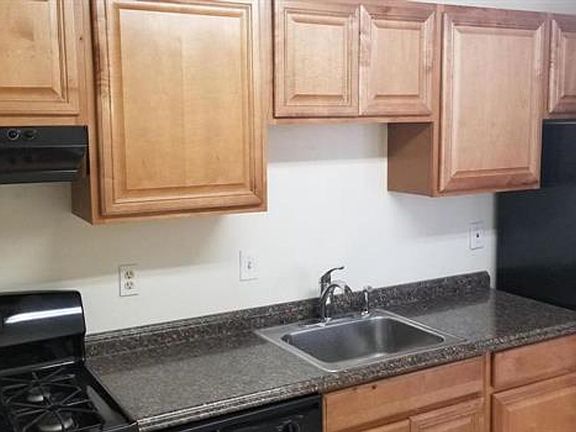 4th image of 491 N Armistead St APT 101