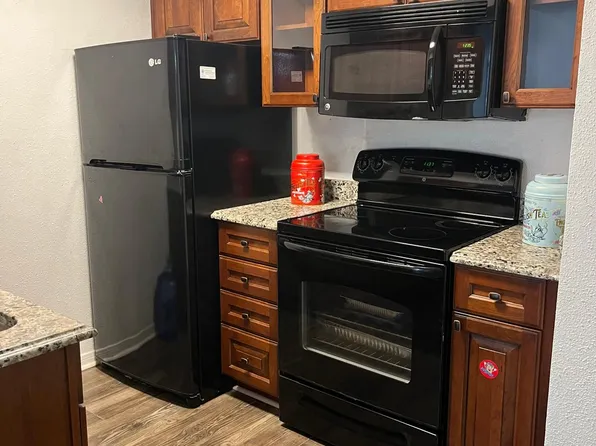 4643 Wild Indigo St APT 386, Houston, TX 77027