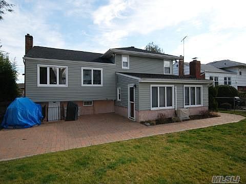 4th image of 1722 White St