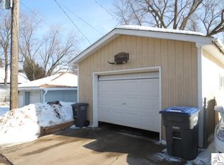 2217 W 10th St, Duluth, MN 55806