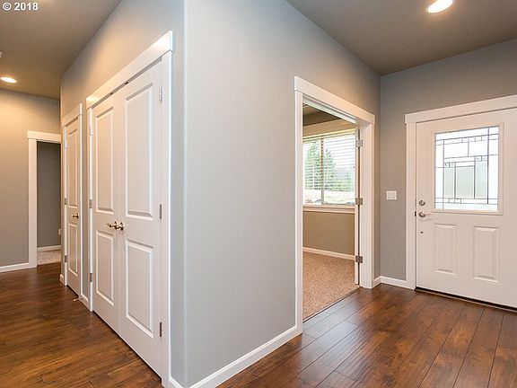 4th image of 153 Zephyr Dr