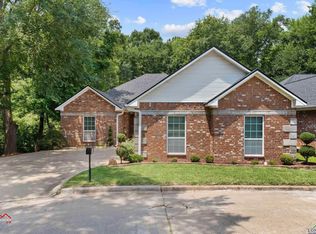 515 Park Pl, Carthage, TX 75633