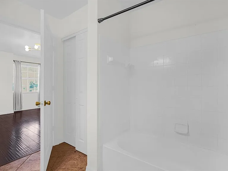 13953 Fairway Island Dr #618 — Photo 15