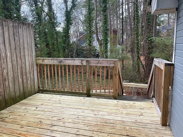 6909 Glendower Rd #B — Photo 32