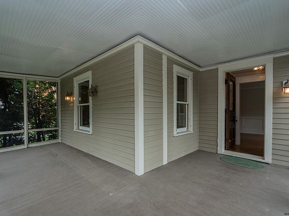 3rd image of 126 Nelson Ave
