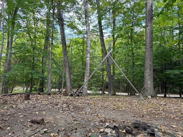 22 Community Drive, Monmouth, ME 04265