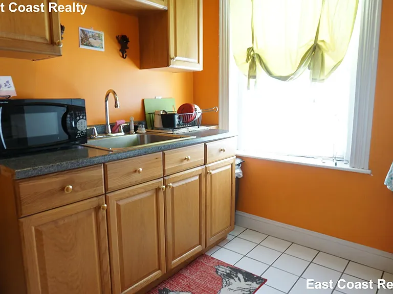 76 Gordon St #15 — Photo 4