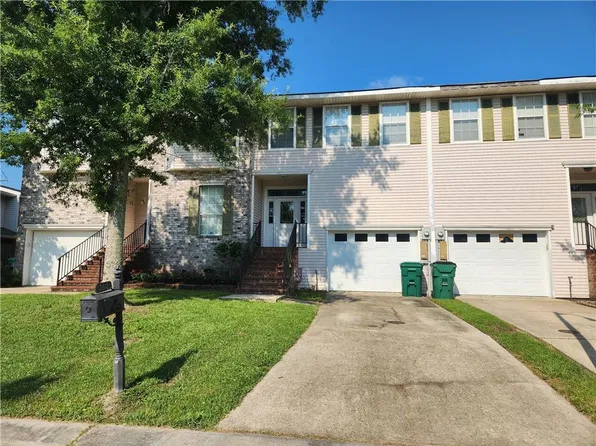 16 Brandon Hall Dr APT A, Destrehan, LA 70047