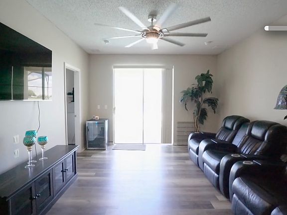 2nd image of 539 Knollwood Dr