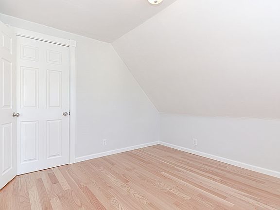 3rd image of 148 Myrtle St #3
