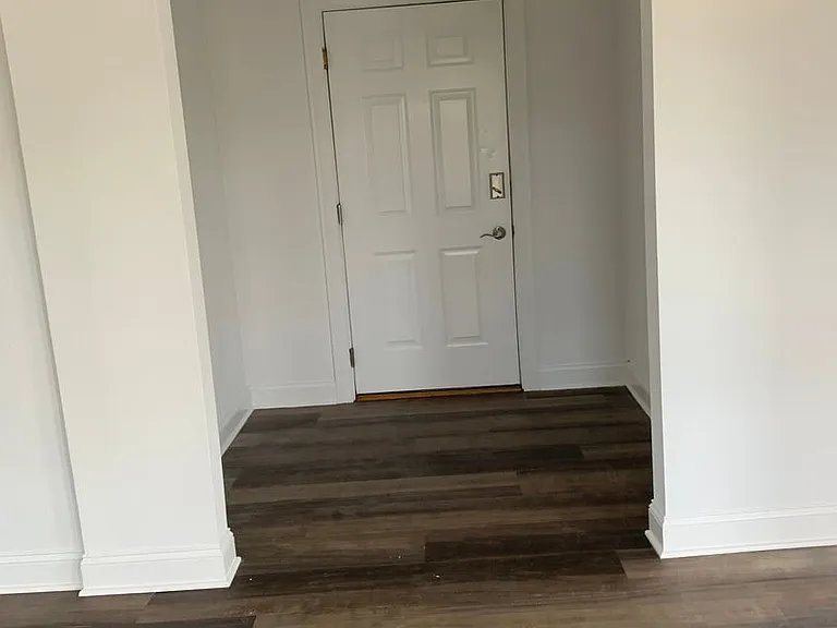 204 Flax Hill LLC — Photo 9