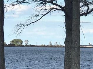 113 Womack Dr, Currituck, NC 27929