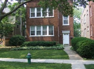 121 S Grove Ave #2, Oak Park, IL 60302