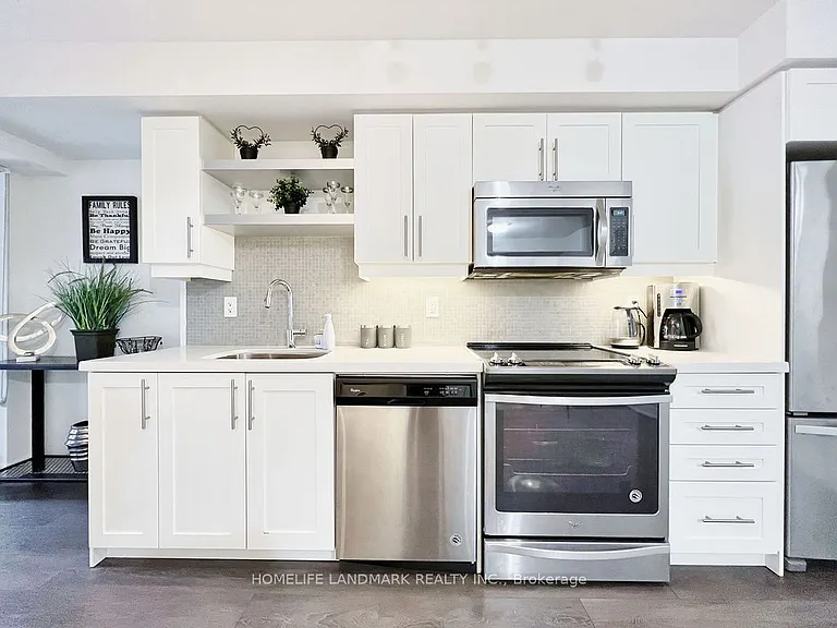 525 Adelaide St W #1620 — Photo 31