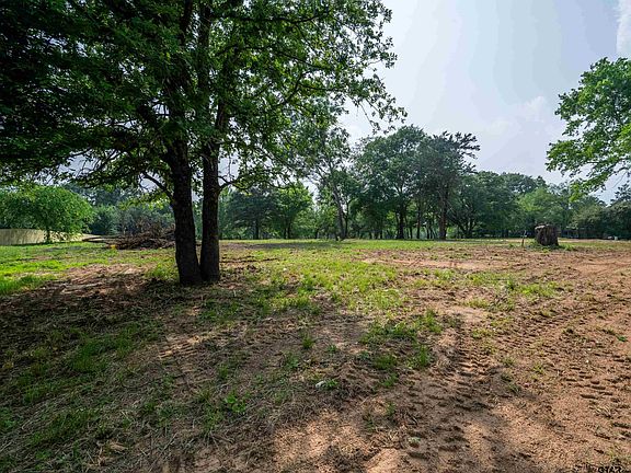 5th image of 130 County Road 3605