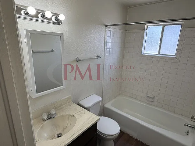 1120 Plain Street A7 — Photo 25