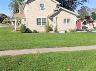 415 Maplewood Ave, Delta, OH 43515