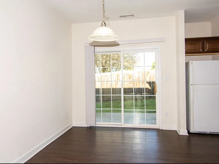 3522 Aldie Ct — Photo 10