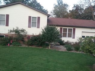 62759 Riggs Rd, Bellaire, OH 43906