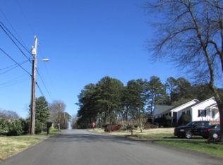 212 White Dr, Mauldin, SC 29662