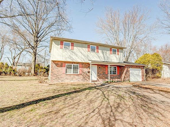 4th image of 205 Lee Dr