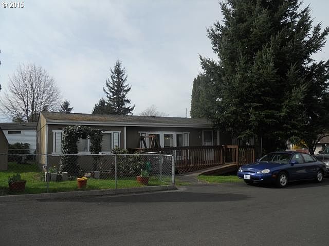 1st image of 11005 NE 76th St Unit 8