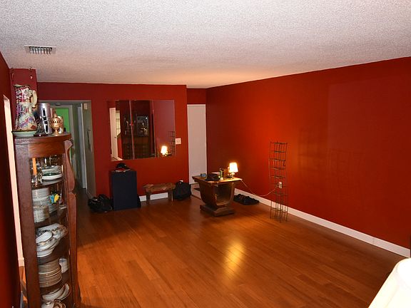 3rd image of 1655 S Highland Ave APT G167