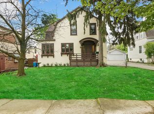 534 Onwentsia Ave, Highland Park, IL 60035