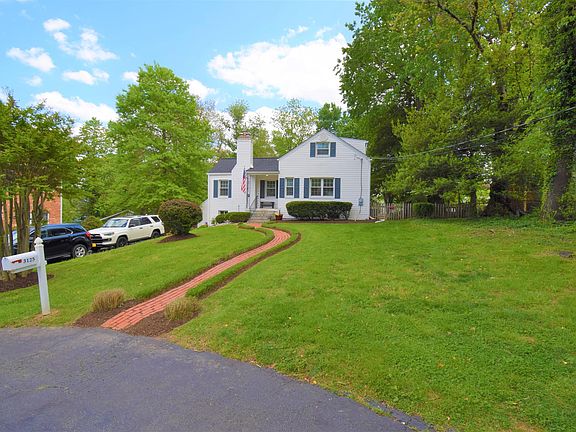 2nd image of 3125 Olin Dr