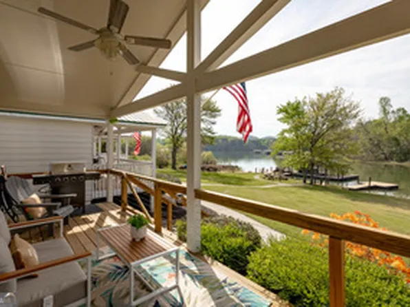 44 Chalet Ln, Hiawassee, GA 30546