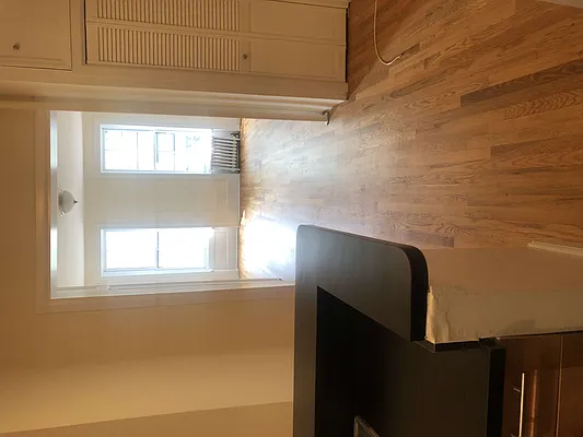 Rented by Waverly Realty Associates | media 24