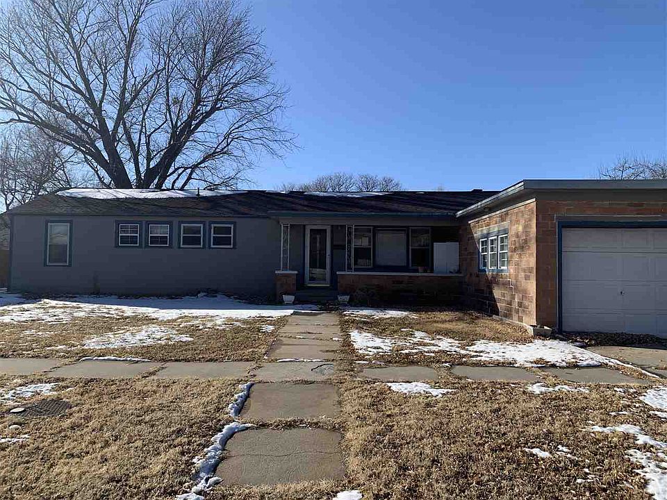 1st image of 709 N Pomeroy Ave