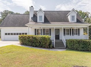 4674 Quail Pointe Dr, Flowery Branch, GA 30542