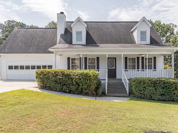 4674 Quail Pointe Dr, Flowery Branch, GA 30542
