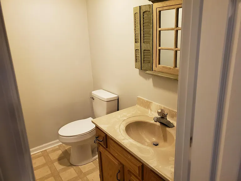 4825 Gettysburg Rd — Photo 18