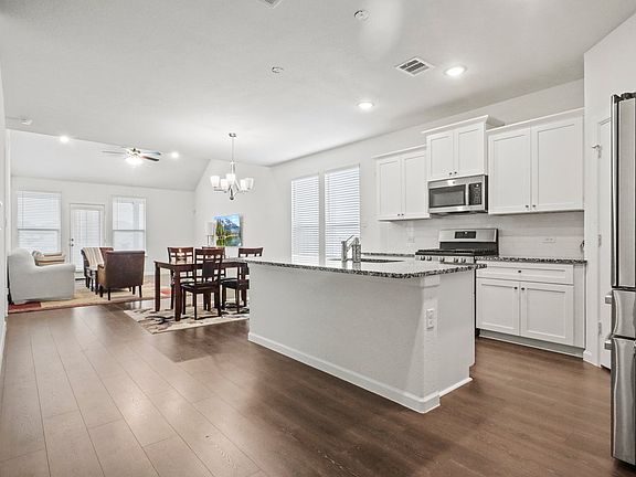 4th image of 5321 Waterview Ct