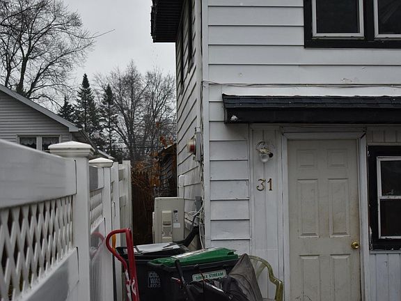 4th image of 31 McNutt Ave