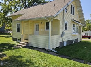 402 S Adams St, Burlington, IA 52601