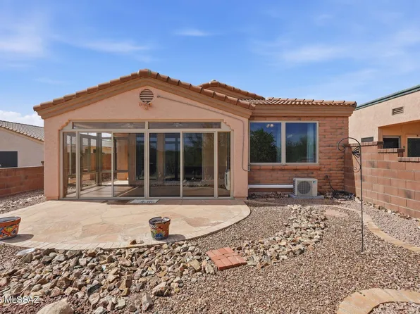 564 W Union Bell Dr, Green Valley, AZ 85614