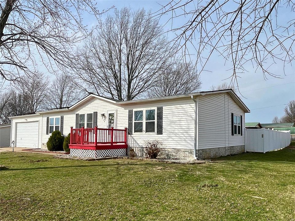1st image of 134 Linden Dr
