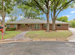 1817 Catalina Cir, Sherman, TX 75092