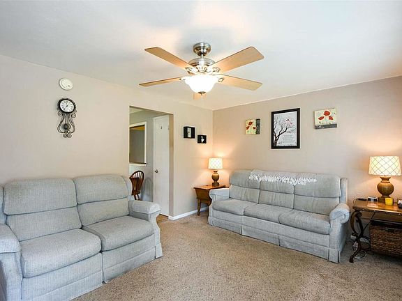 3rd image of 8508 Vasel Ave
