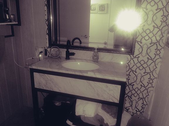 sec bath sink side